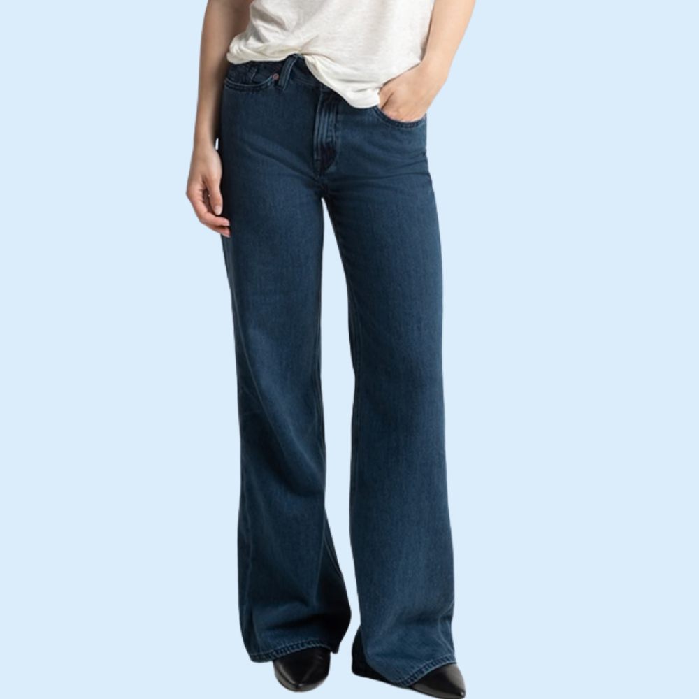 Sustainable flared jeans | Sophie Stone