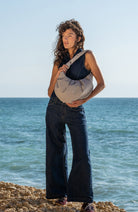 GOT BAG Pleat Moon bag large beige van oceaan plastic dames | Sophie Stone
