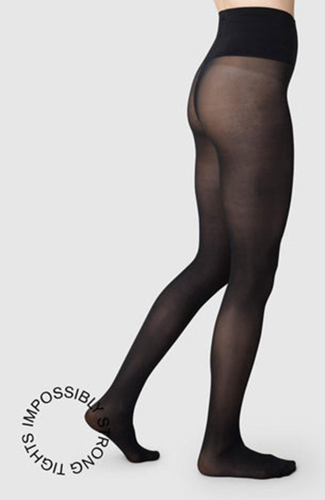 Swedish Stockings | Lois Rip Resistant panty 40 denier zwart | Sophie Stone