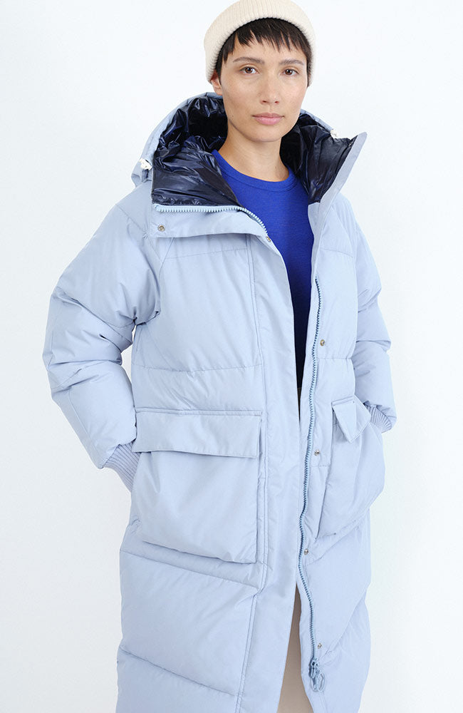 Embassy of Brick and Logs Ry puffer parka dusk gerecycled PET | Sophie Stone 