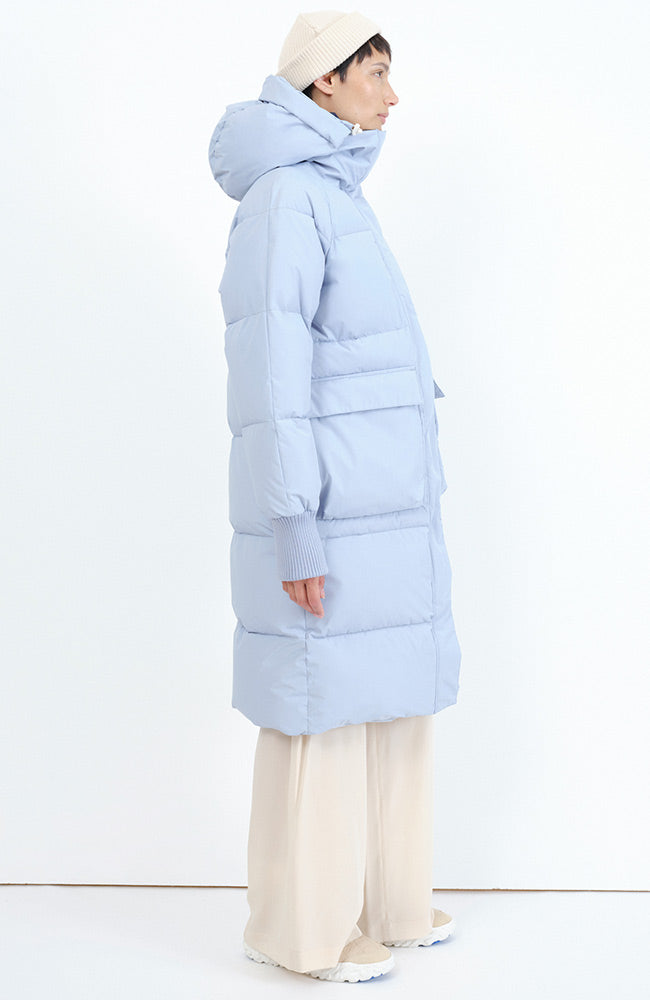Embassy of Brick and Logs Ry puffer parka dusk rPET | Sophie Stone 