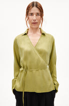 ARMEDANGELS Bejuraa blouse new moss van TENCEL voor dames | Sophie Stone