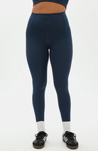 Girlfriend collective compressive high-rise leggings midnight RPET ladies | Sophie Stone