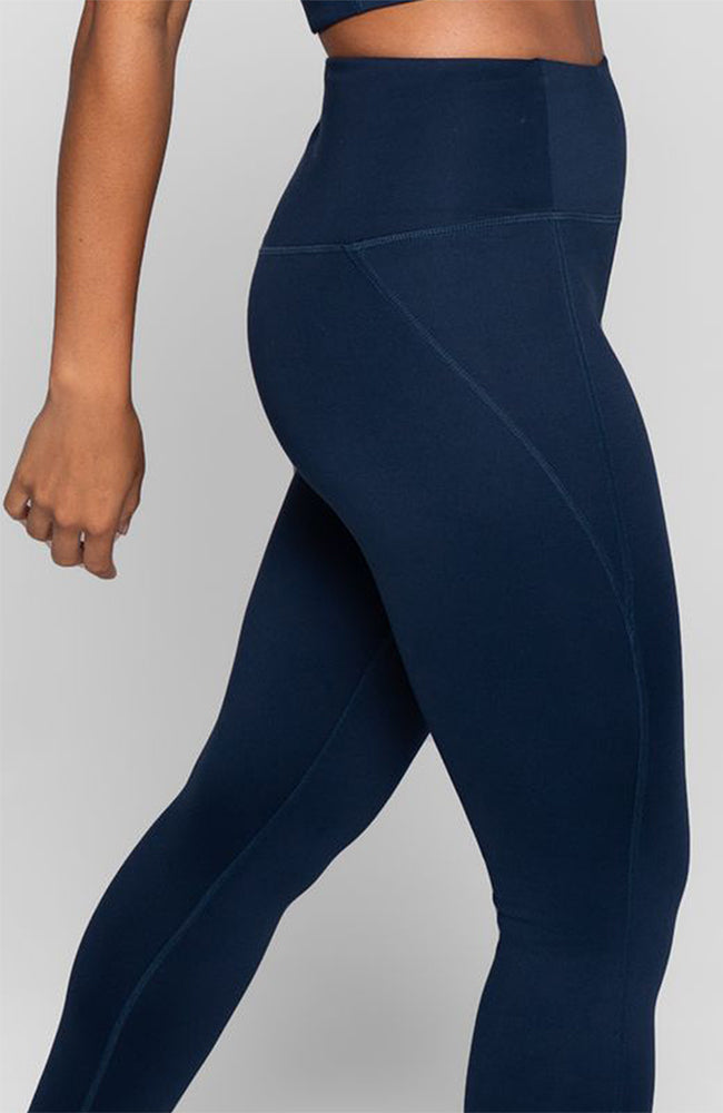 Freundinnenkollektiv komprimierende Leggings in hoher Höhe blau | Sophie Stone