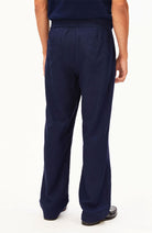 ARMEDANGELS Lukaa linnen broek donkerblauw heren | Sophie Stone