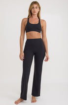 Organic Basics Active Flare Leggings schwarz aus recyceltem Nylon für Frauen | Sophie Stone