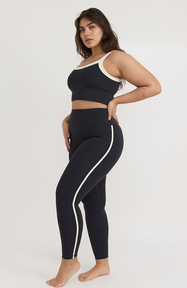 Organic Basics Active flow leggings in black, made from recycled material, for women | Sophie Stone