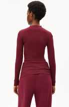ARMEDANGELS Alaania coltrui velvet rood van bio katoen dames | Sophie Stone