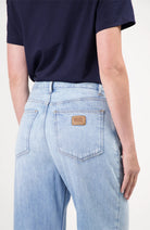 MUD jeans Brooke Flow Barrel jeans Stone Vintage, featuring organic cotton, women's | Sophie Stone
