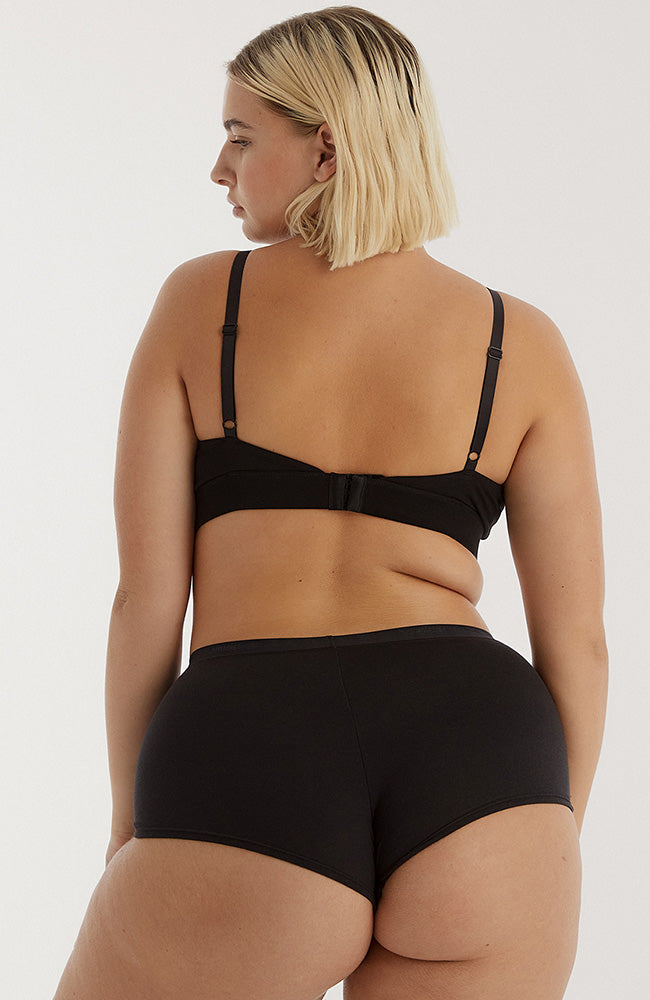 Organic Basics Core shorty zwart van biologisch katoen dames | Sophie Stone