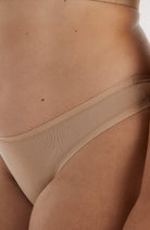 Organic Basics Core-Tanga Haselnuss | Sophie Stone