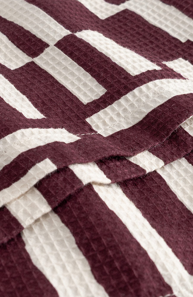 Dedicated Essingen Shorts, Fig Red, Organic Cotton, Men's | Sophie Stone