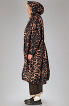 Rainkiss Dark Leopard raincoat made of recycled PET unisex | Sophie Stone