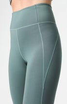 Girlfriend collective compressive high-rise legging hunter RPET dames | Sophie Stone