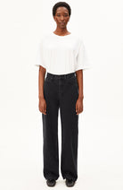 ARMEDANGELS Enijaa jeans ebony zwart gerecycled katoen voor vrouwen | Sophie Stone