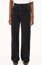 ARMEDANGELS Enijaa jeans ebony zwart gerecycled katoen voor dames | Sophie Stone