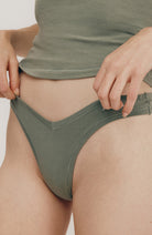 Organic Basics Flex Tanga aus Bio-Baumwolle Damen | Sophie Stone