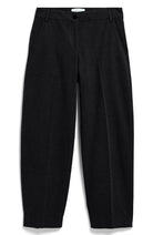 ARMEDANGELS Barrel broek zwart van 98% bio katoen dames | Sophie Stone