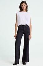 Kings of Indigo Jane Holo Black used jeans made from recycled cotton women | Sophie Stone