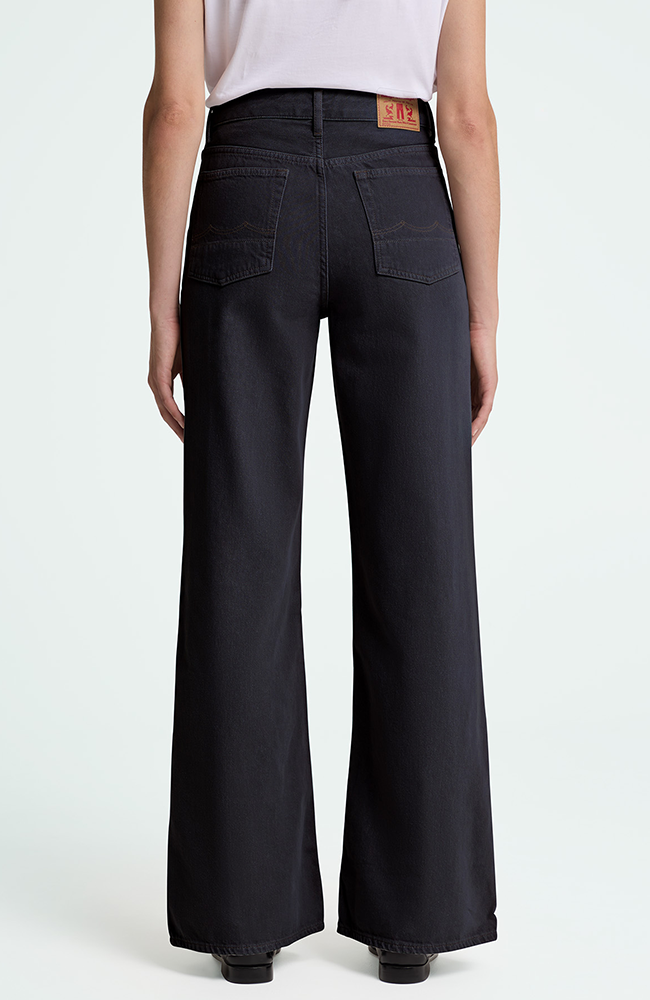 Kings of Indigo Jane Holo Black recycled cotton jeans for women | Sophie Stone