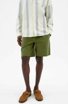 Thinking MU Kentia Henry shorts green from organic cotton men | Sophie Stone