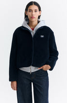 Thinking MU Kourteny Jacke, marineblau, aus 100 % recyceltem Polyester (GRS), Damen | Sophie Stone