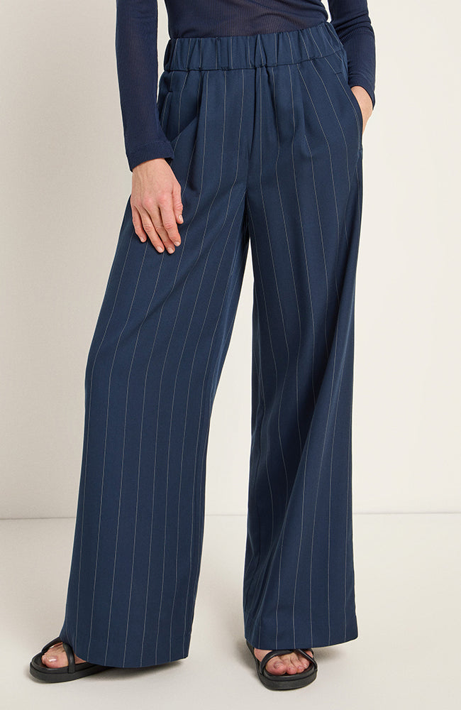 Lanius Pinstripe pants navy made of Lyocell TENCEL | Sophie Stone