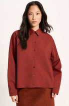 Lanius Blouse rood mahogany van biologisch katoen voor dames | Sophie Stone