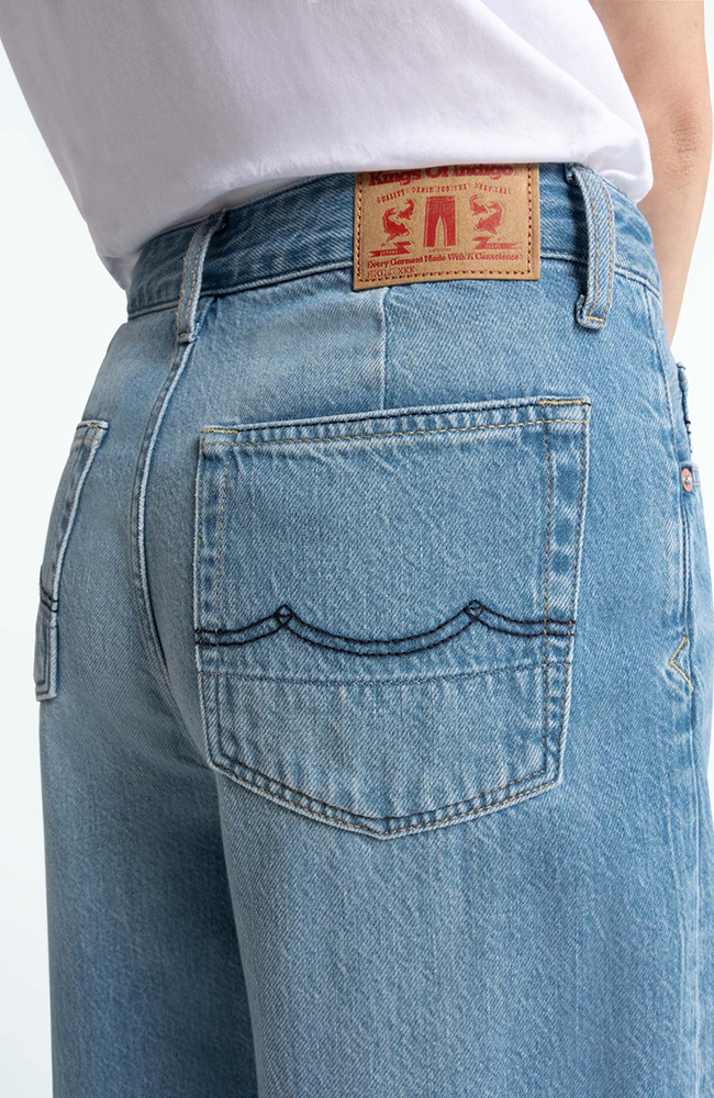 Kings of Indigo Leila jeans luiz super light tencel en bio katoen vrouwen | Sophie Stone