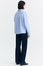 Thinking MU Manuela blouse light blue van 100% GOTS bio katoen vrouw | Sophie Stone