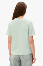 ARMEDANGELS Luaala Foam grünes T-Shirt aus Bio-Baumwolle für Damen | Sophie Stone