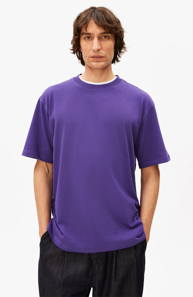ARMEDANGELS Maarkos purple t-shirt organic cotton men's | Sophie Stone