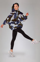 Rainkiss Malika Anorak regenponcho blauw van GRS gerecycled PET vrouwen | Sophie Stone