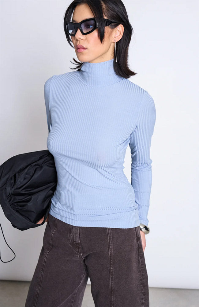 JAN 'N JUNE Mio top blauw van 96% lyocell TENCEL voor dames | Sophie Stone 