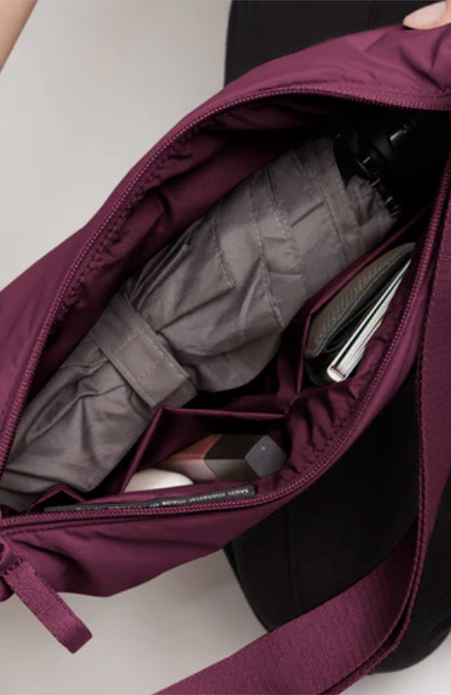 GOT BAG Moon bag small cloud rood gerecycled materiaal uniseks | Sophie Stone