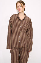 Organic Basics Poplin pyjama shirt bruin van 100% bio katoen dames | Sophie Stone