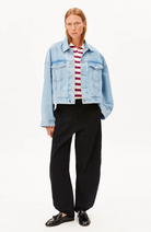 ARMEDANGELS Paasithe Jeansjacke blau aus Bio-Baumwolle für Damen | Sophie Stone