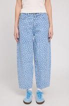 MAZINE Printed barrel jeans light blue van bio katoen dames | Sophie Stone