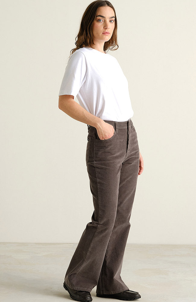 Dedicated Ryda broek corduroy rock grey van GOTS 100% bio katoen dames | Sophie Stone