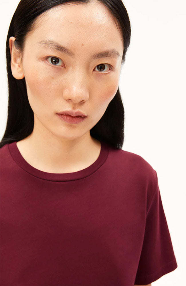 ARMEDANGELS Luaala t-shirt rood van bio katoen dames | Sophie Stone