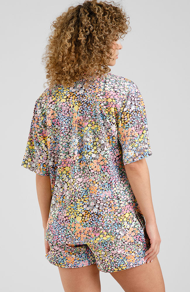 Dedicated Shirt Torup Blumen aus 100% LENZING™ ECOVERO™ Damen | Sophie Stone