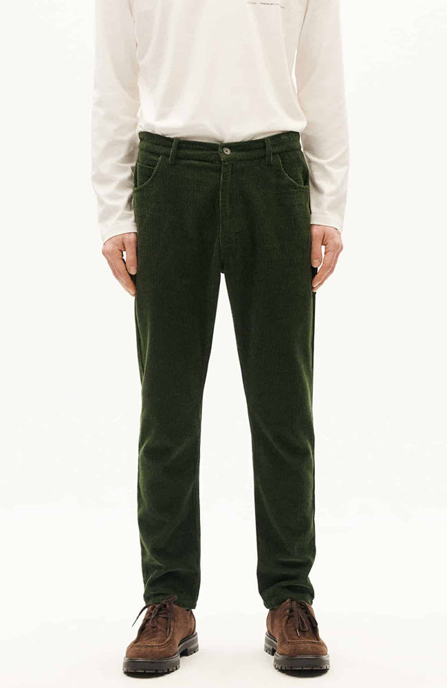 Thinking Mu bottle green corduroy five pockets pants bio katoen heren | Sophie Stone