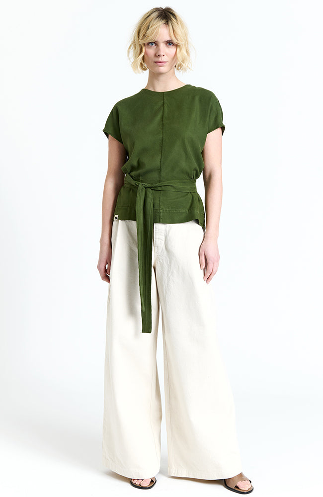 NEW OPTIMIST Thes top green from Lyocell TENCEL for women | Sophie Stone