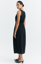 Thinking MU Kin dress in black organic cotton for women | Sophie Stone