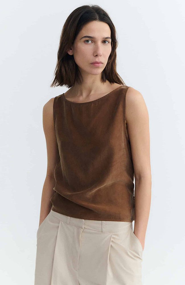 Thinking MU Solea cupro top bruin dames | Sophie Stone