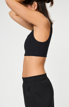 Girlfriend Collective Tommy sports bra black RPET woman | Sophie Stone