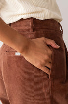 TWOTHIRDS Haruku corduroy pants cappuccino 100% bio katoen dames | Sophie Stone