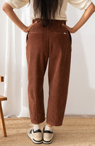 TWOTHIRDS Haruku corduroy broek cappuccino 100% biologisch katoen dames | Sophie Stone