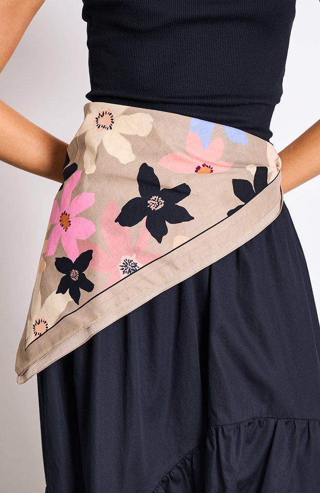 JAN 'N JUNE Wild Bloom Scarf for Women | Sophie Stone