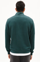 ARMEDANGELS Waarlo comfort earth sweater made of sustainable organic cotton men | Sophie Stone